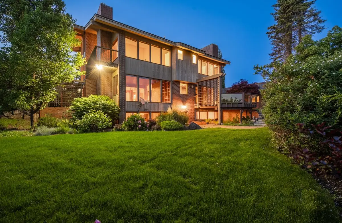 6624 S Ben Burr Rd, Spokane, WA 99223 - Image #1