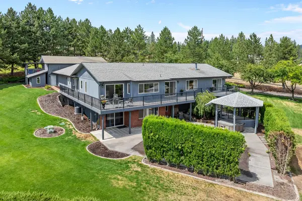 6127 N Campbell Rd, Otis Orchards, WA 99027