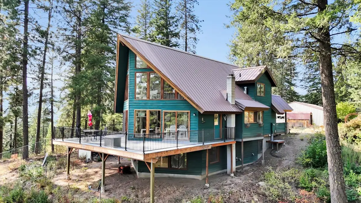 17820 N Forest Ln, Newman Lake, WA 99025 - Image #1