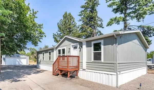 8215 E Harrington Ave, Spokane Valley, WA 99212