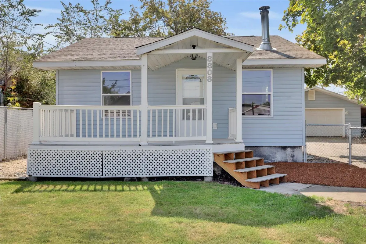 8808 E Cataldo Ave, Spokane Valley, WA 99212 - Image #1