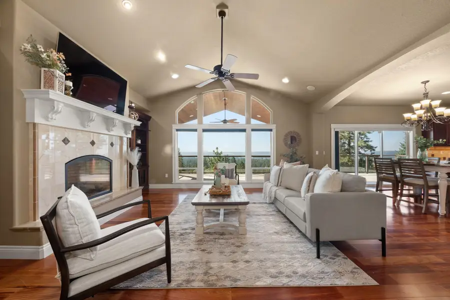 10403 N Navaho Dr, Spokane, WA 99208 - Image #3