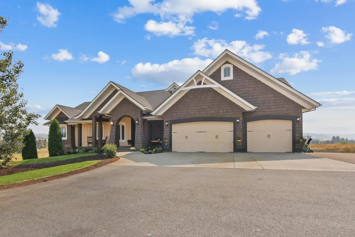 10514 E Peone Landing Ln, Mead, WA 99021 - #1