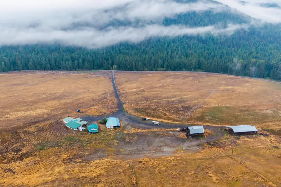 361 Lone Ranch Creek Rd, Danville, WA 99121 - Image #2