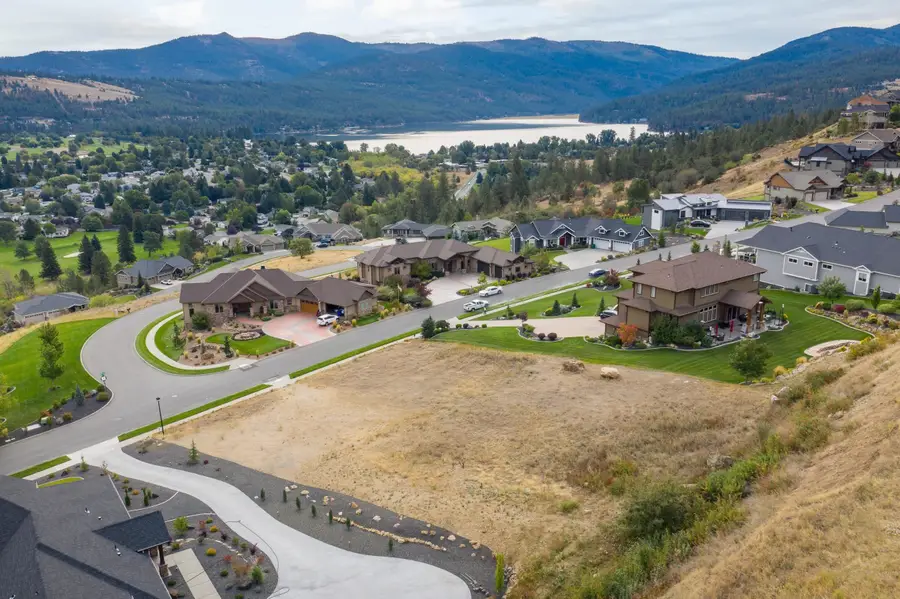 250 N Holiday Hills Dr, Liberty Lake, WA 99019 - Image #2