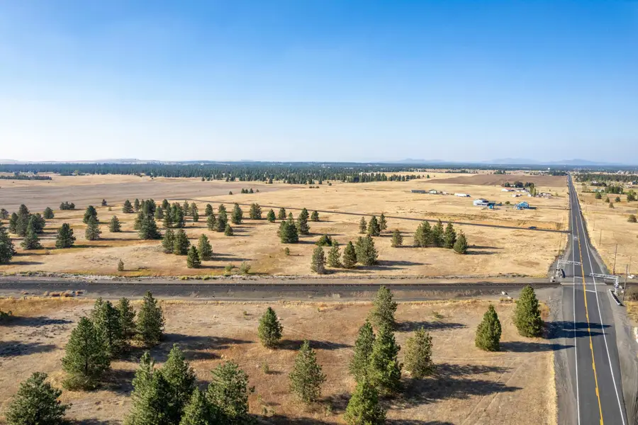 15231 W Pacific Ln, Medical Lake, WA 99022 - Image #2