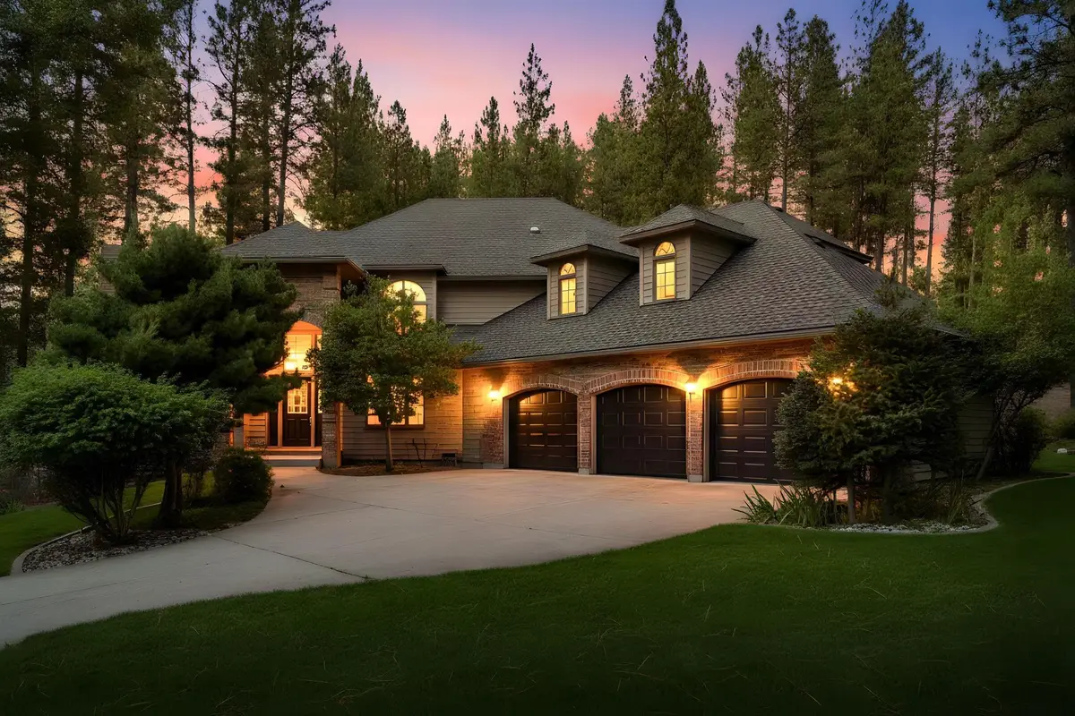 16822 N Golden Dr, Colbert, WA 99005 - Image #1