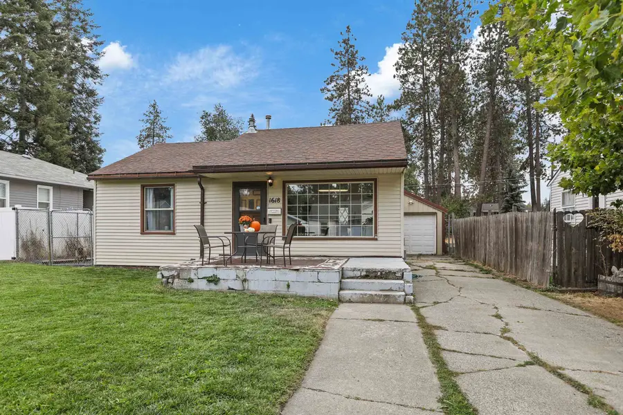 1618 E 40th Ave, Spokane, WA 99203 - Image #2