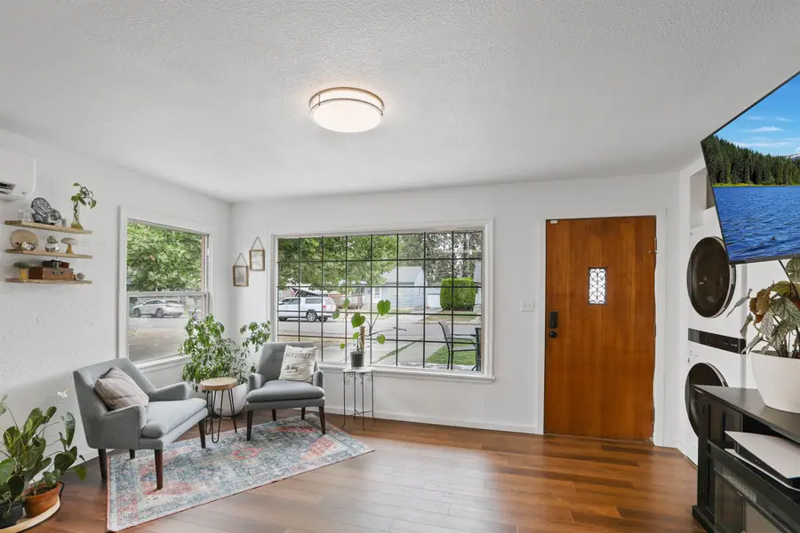 1618 E 40th Ave, Spokane, WA 99203 - Image #3