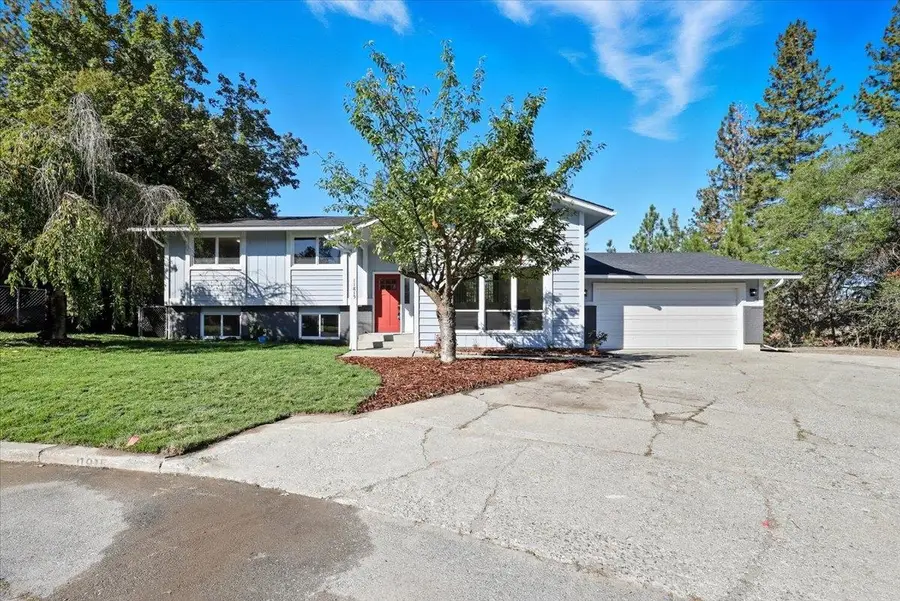 11815 N King Arthur Ct, Spokane, WA 99218 - Image #2