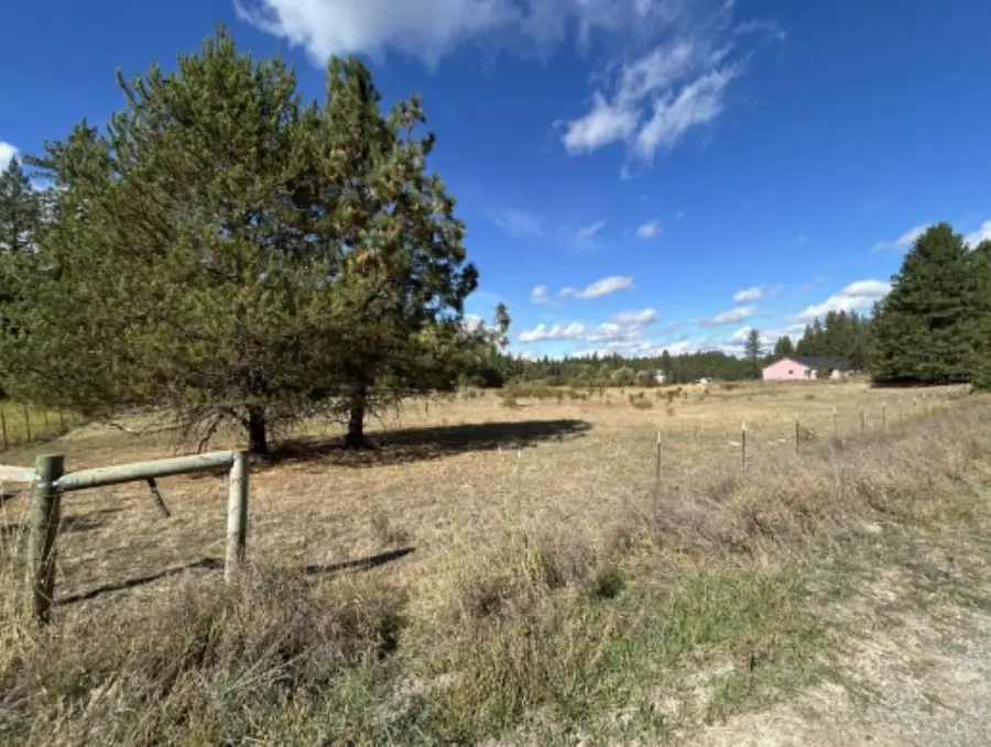 000 N Northwood Dr, Mead, WA 99021 - Image #2