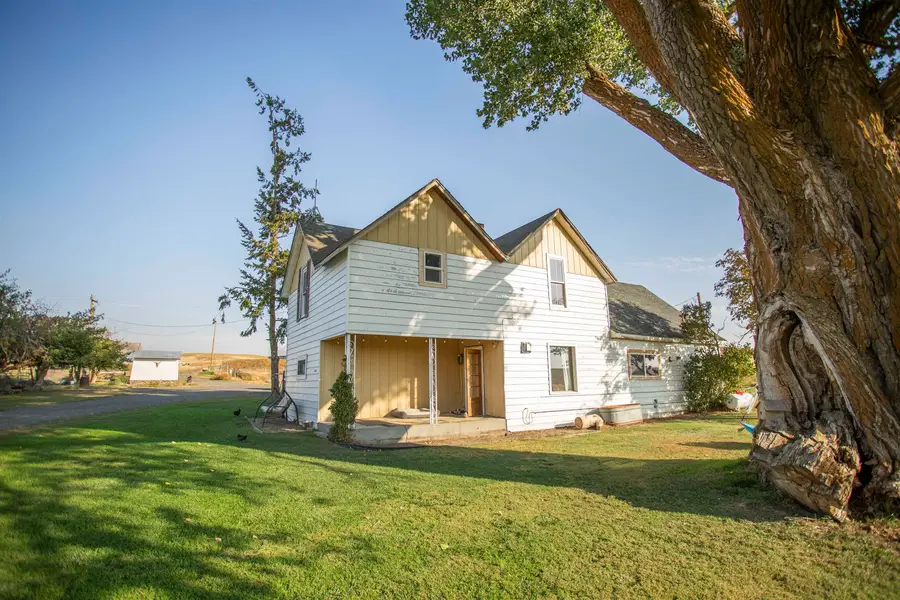 16898 N Mecklenburg Rd, Davenport, WA 99122 - Image #3