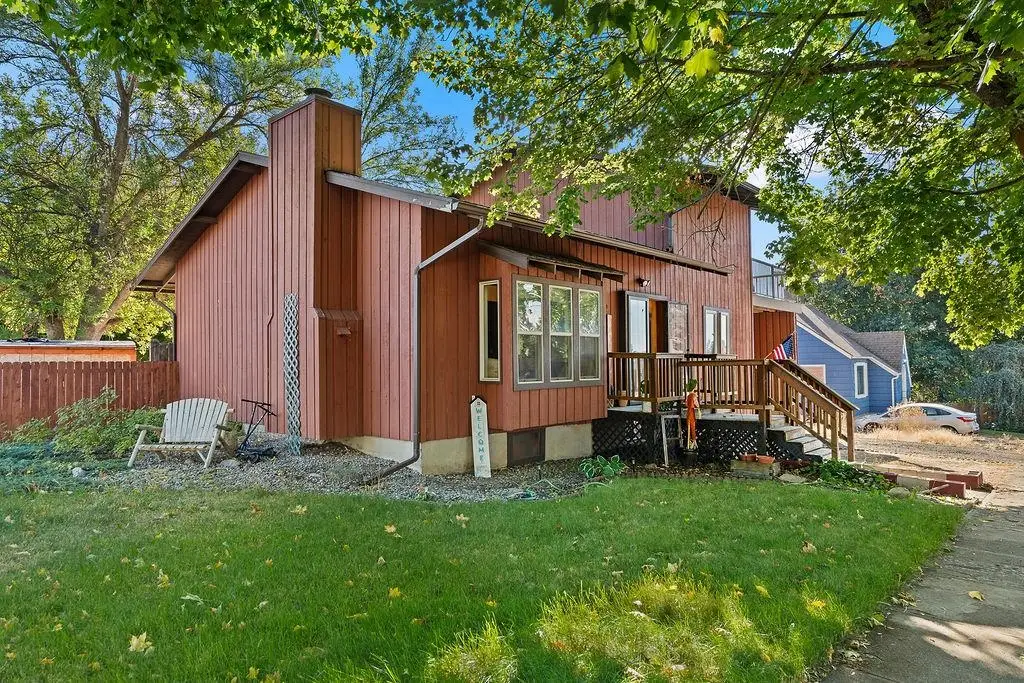 102 S Lake St, Tekoa, WA 99033 - Image #1