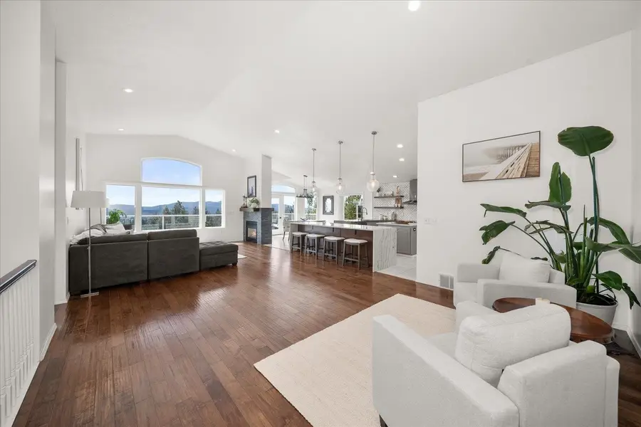 8422 E Sandlewood Ln, Spokane, WA 99217 - Image #3