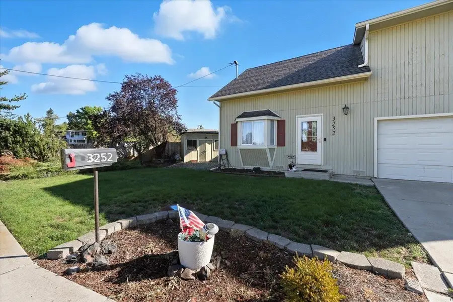 3250 - 3252 N Ash Pl, Spokane, WA 99205 - Image #3