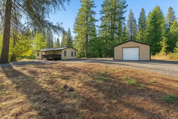 5872 E Allen Rd, Elk, WA 99009