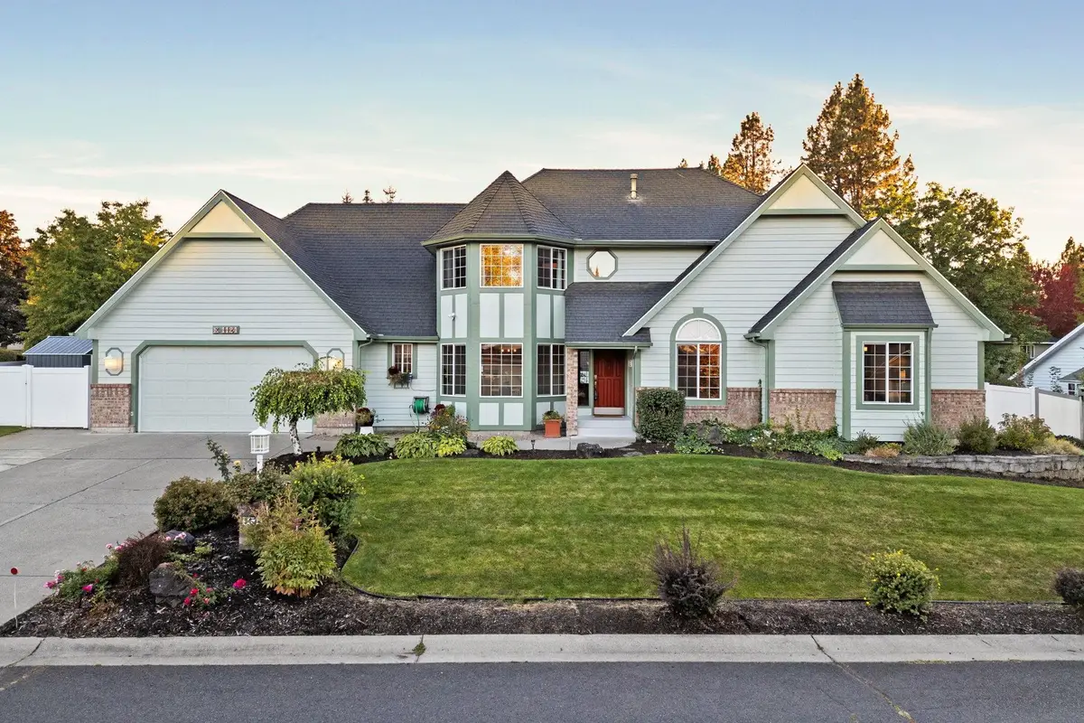 1124 E Brierwood Dr, Spokane, WA 99218 - Image #1