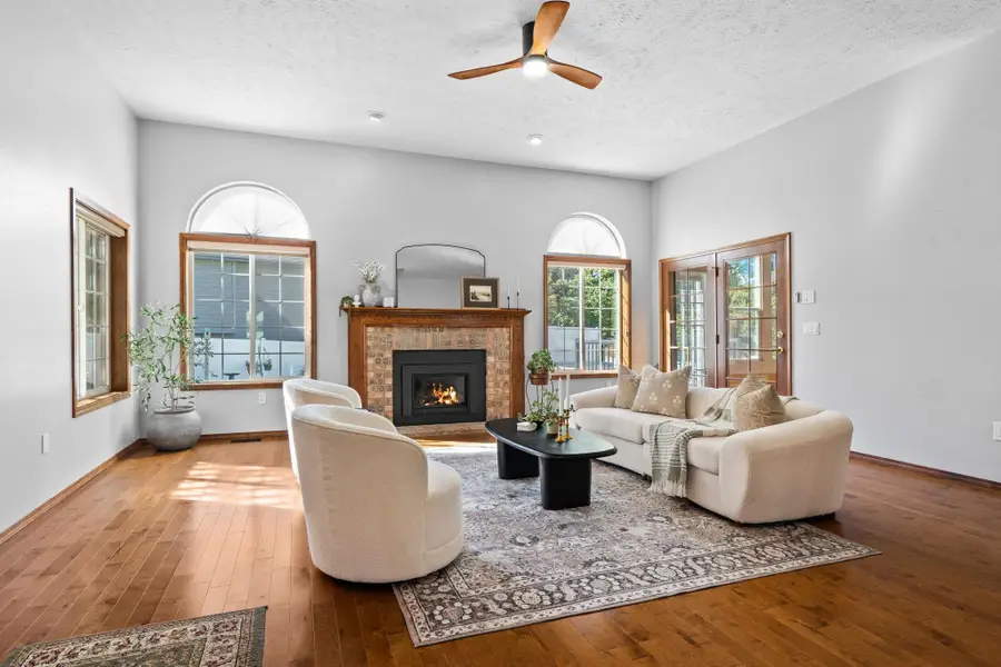 1124 E Brierwood Dr, Spokane, WA 99218 - Image #2