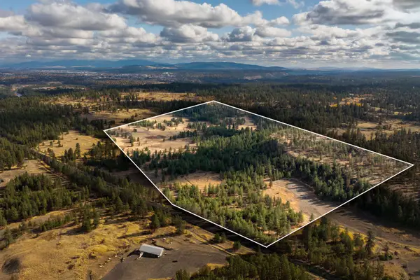 7525 W Trails Rd, Spokane, WA 99224