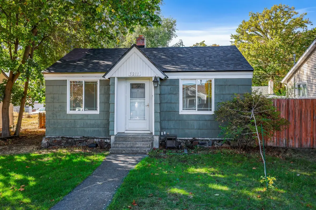 5211 N Lincoln St, Spokane, WA 99205 - Image #1