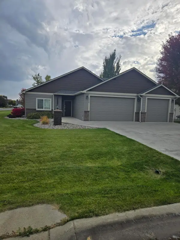 1320 E Chelan Ct, Deer Park, WA 99006