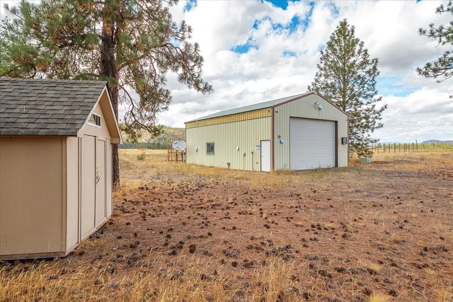 39355 Orchard Rd E, Davenport, WA 99122 - Image #3