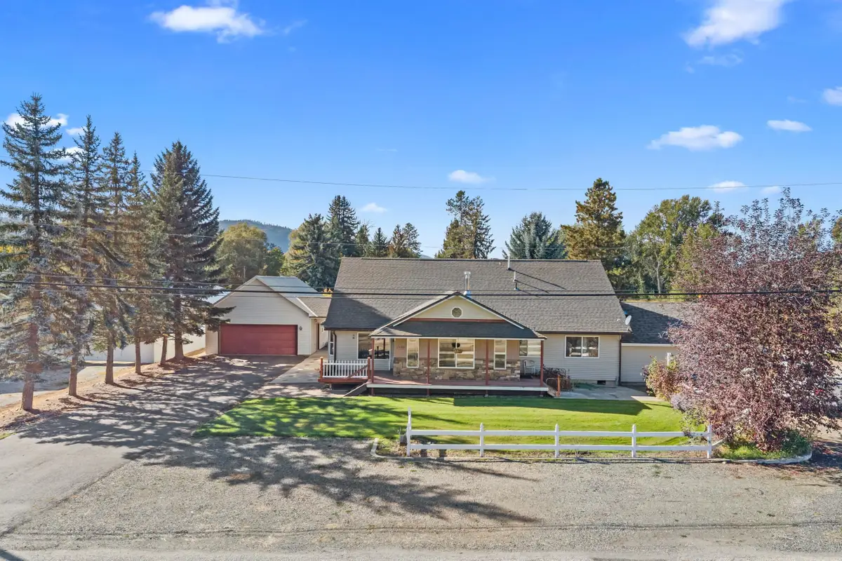 1005 N 3rd St, Chewelah, WA 99109 - Image #1