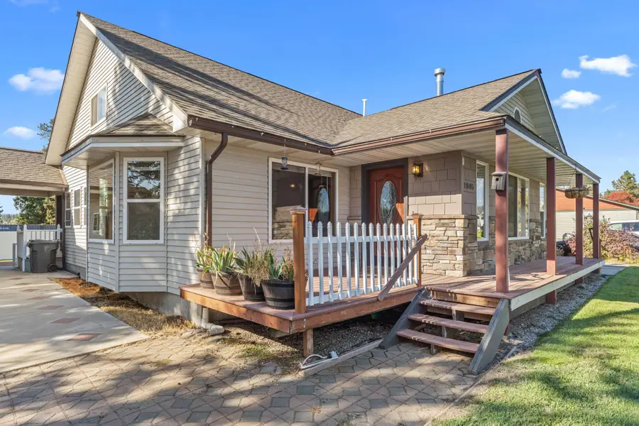 1005 N 3rd St, Chewelah, WA 99109 - Image #2