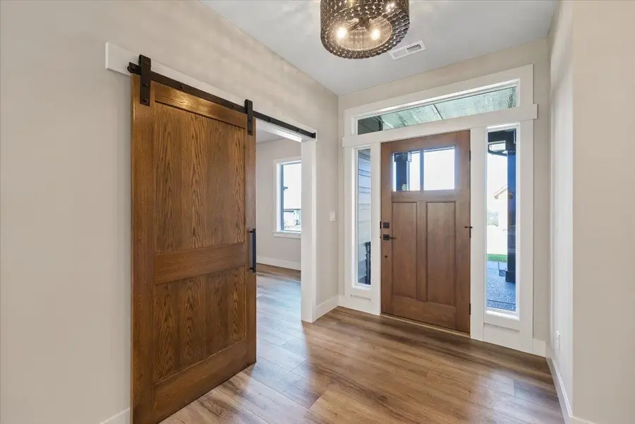 5213 S Scout St, Spokane, WA 99223 - Image #2