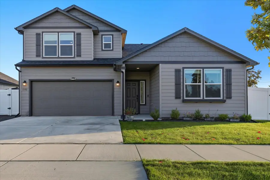 1502 E B St, Deer Park, WA 99006 - Image #2