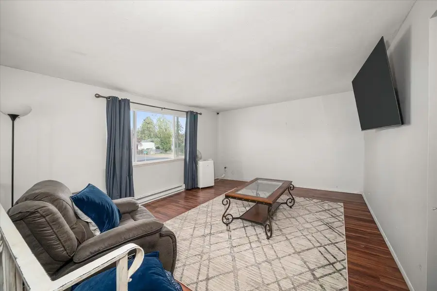 208 Holladay Rd, Cheney, WA 99004 - Image #3