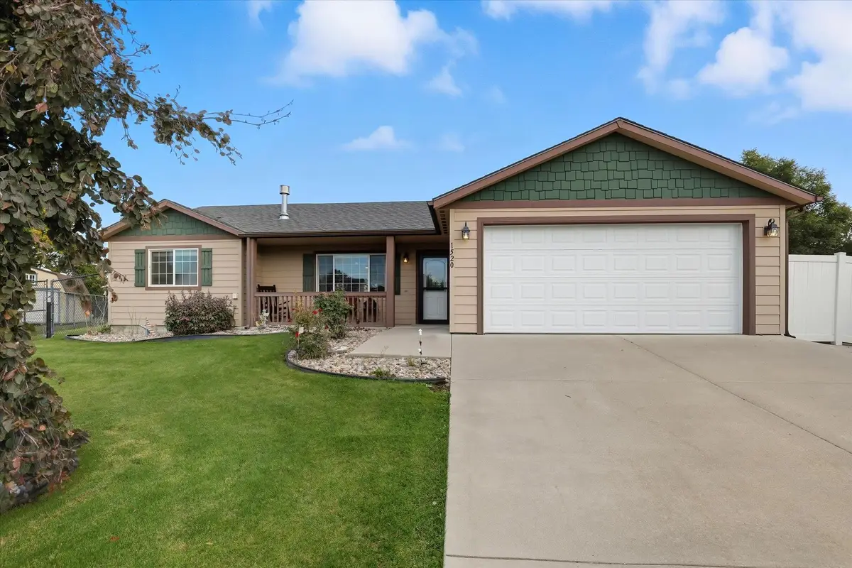 1520 E First Ct, Deer Park, WA 99006 - Image #1