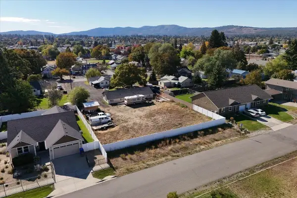 Ukn E Olive Ave, Spokane Valley, WA 99216