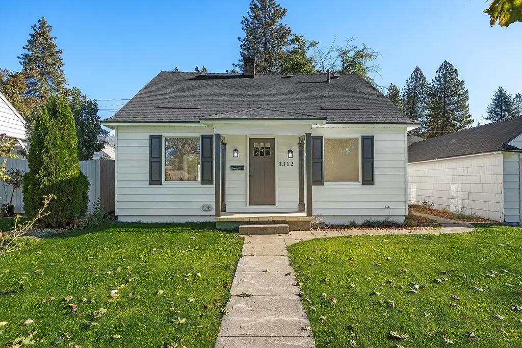3312 N Sheridan Ct, Spokane, WA 99205 - Image #1
