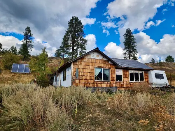 140 Lambert Mountain Rd, Republic, WA 99166-0000