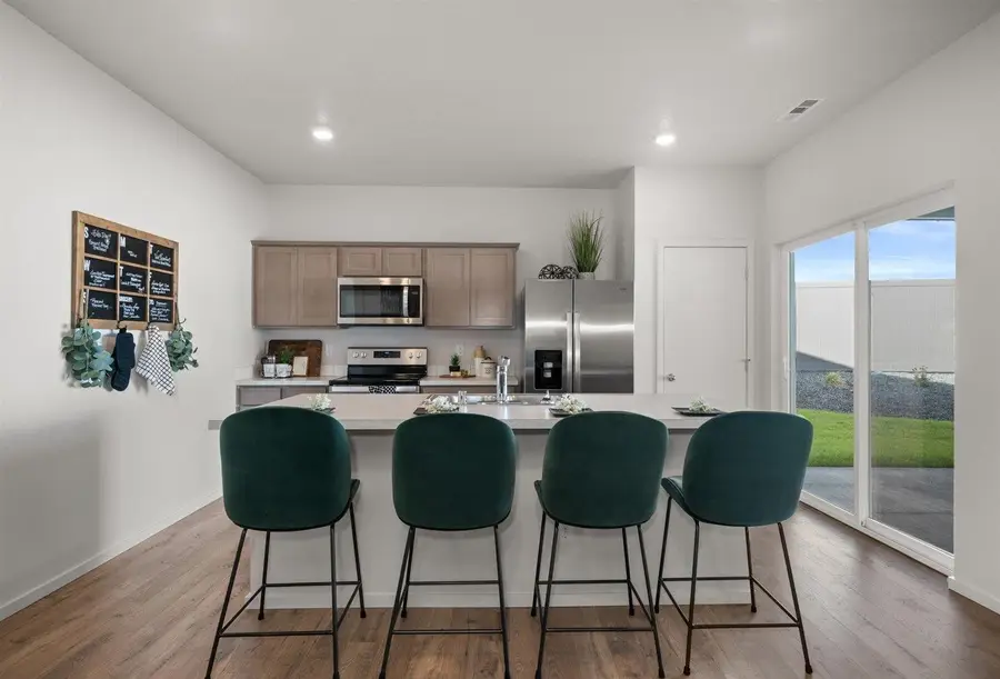 10220 W Sorenstam Rd, Cheney, WA 99004 - Image #3