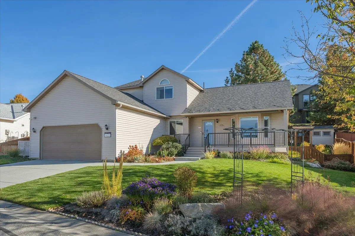 8622 E Bull Pine Ln, Spokane, WA 99217 - #1