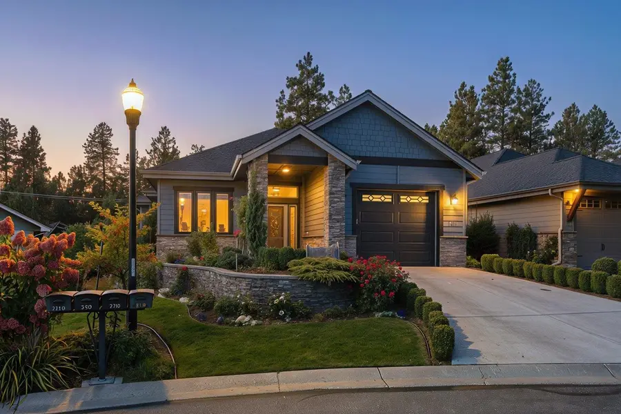 2107 E Peachtree Ct, Spokane, WA 99203 - Image #2