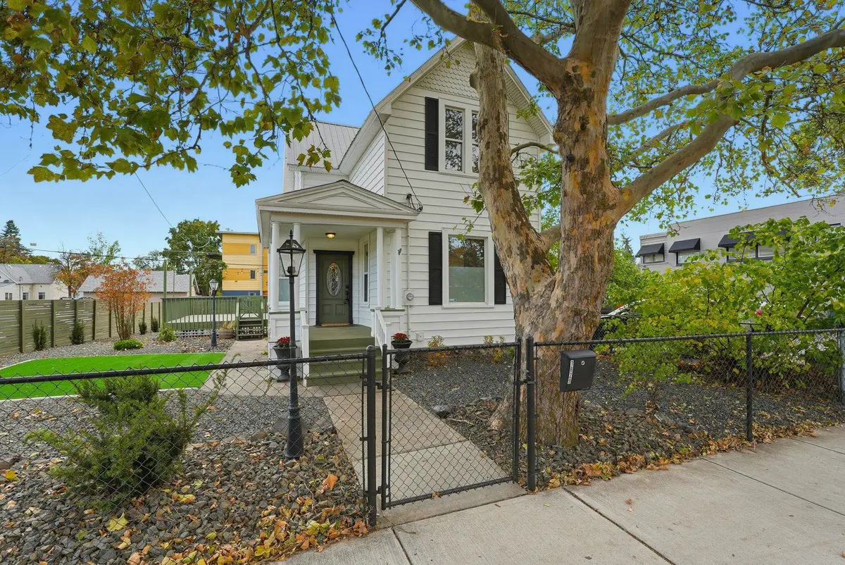 1829 W Broadway Ave, Spokane, WA 99201 - Image #1