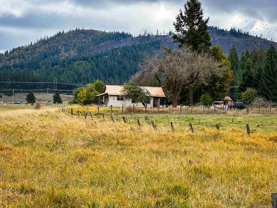 320871 Highway 2, Newport, WA 99156 - Image #2