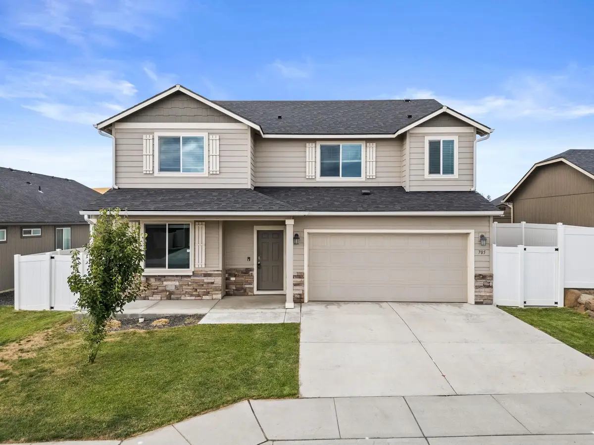 705 Condor Dr, Cheney, WA 99004 - Image #1