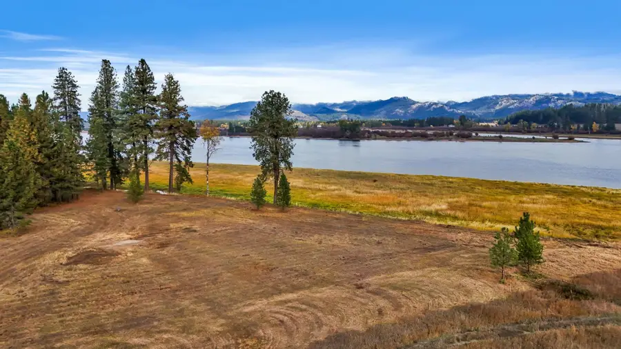 425291 Highway 20 Hwy, Usk, WA 99180 - Image #2