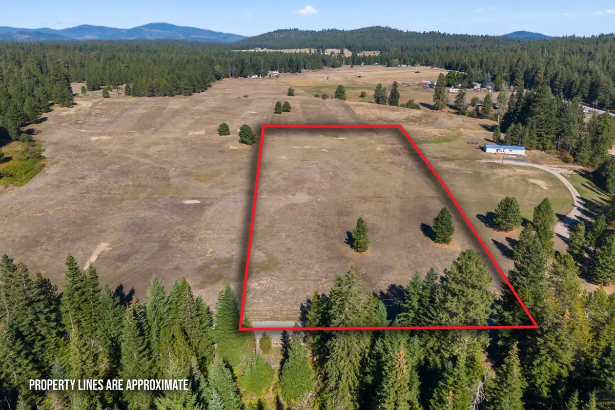 200 Brook Dr, Elk, WA 99009 - Image #1