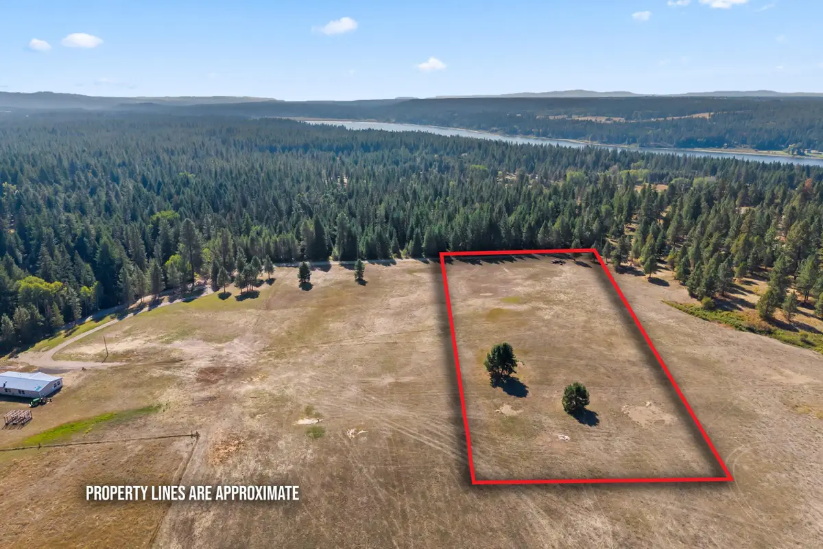 280 Brook Dr, Elk, WA 99009 - Image #1