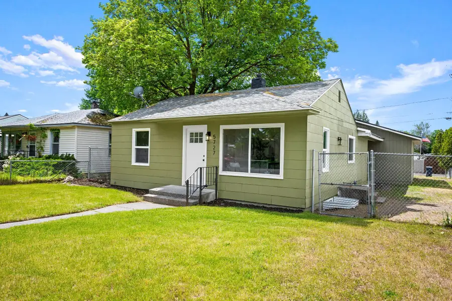 5727 N Cannon St, Spokane, WA 99205 - Image #2