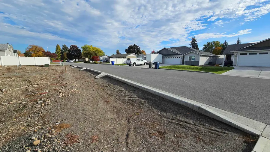 8117 E Baldwin Ave, Spokane, WA 99212 - Image #2