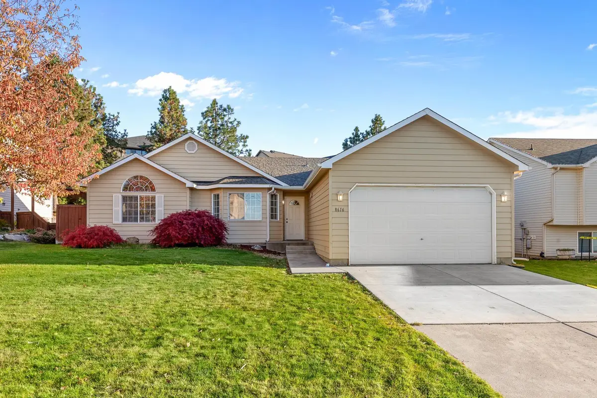 8616 E Bull Pine Ln, Spokane, WA 99217 - Image #1