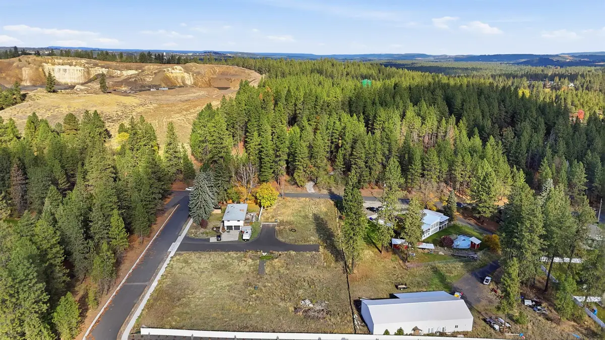 13522 N Crestline Rd, Spokane, WA 99208 - Image #1