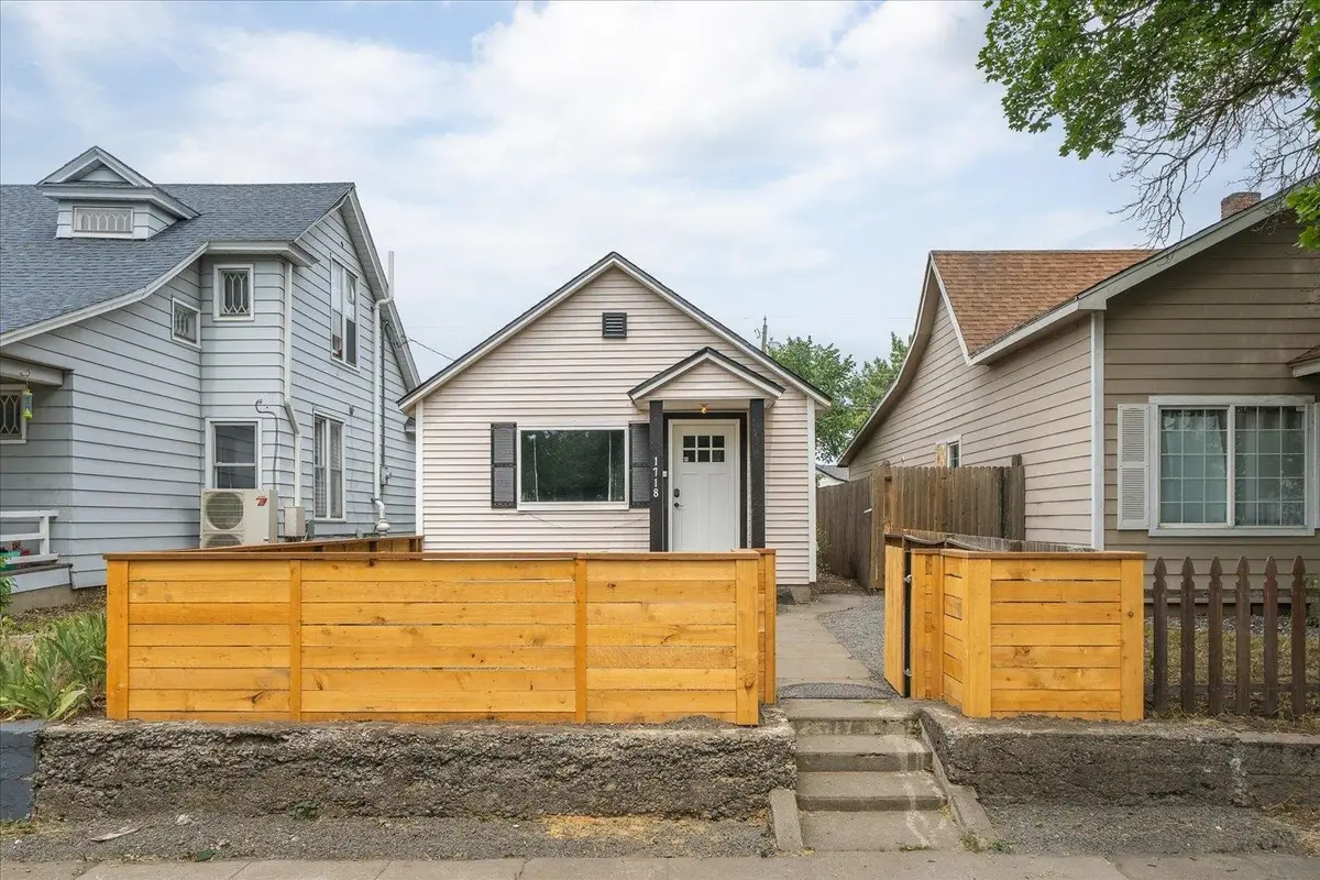 1718 W Dean Ave, Spokane, WA 99201 - Image #1