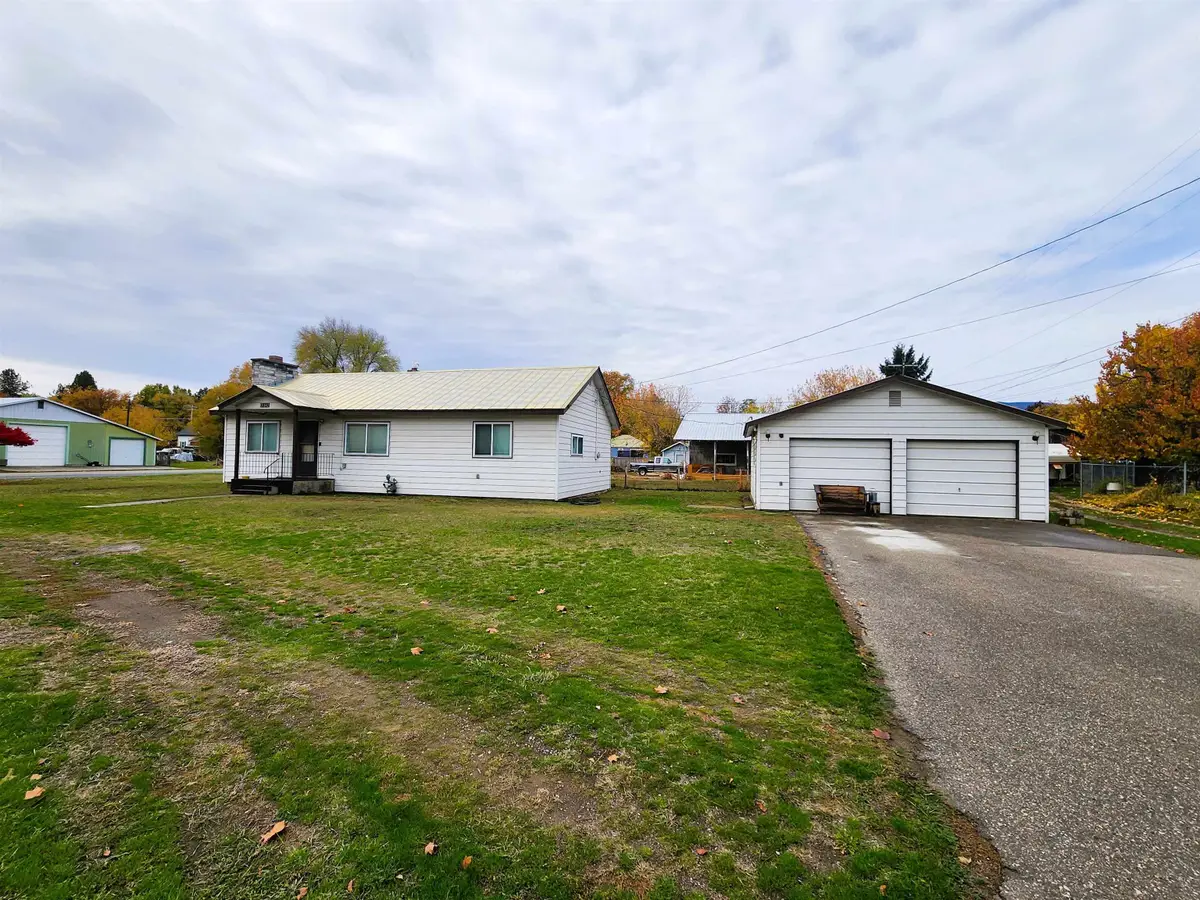 980 Kalmia St, Kettle Falls, WA 99141 - Image #1